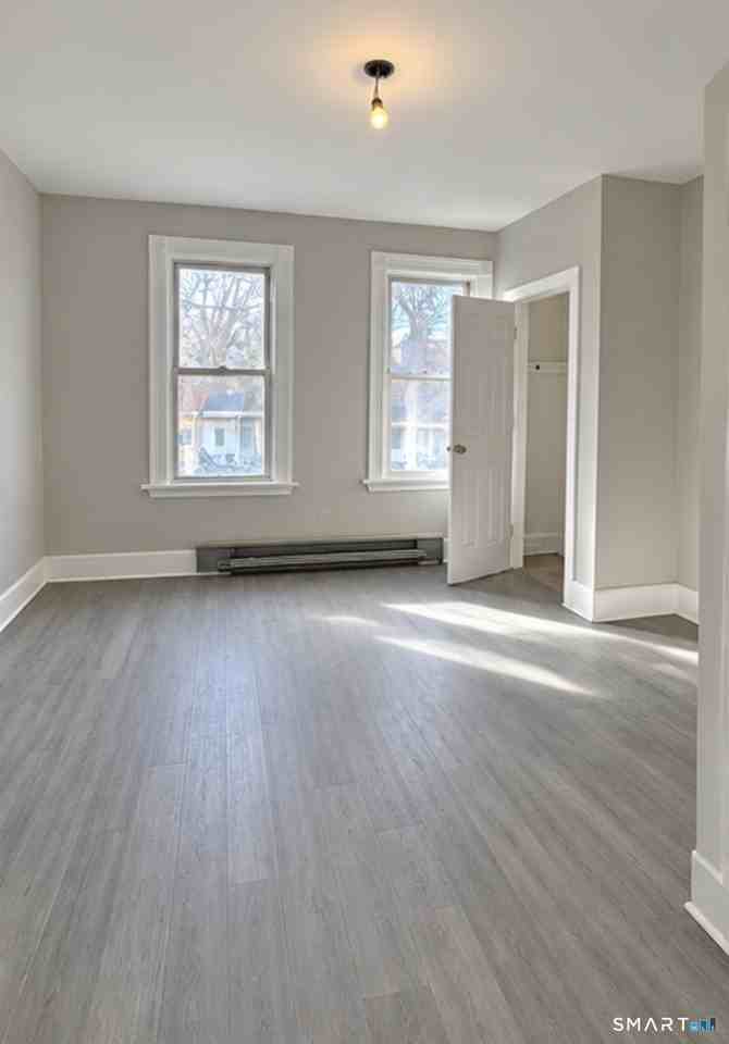 383 Shelton Ave #2 - Photo 3 of 5