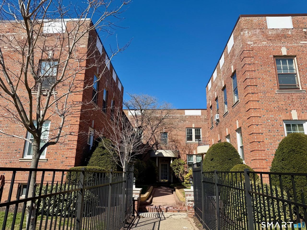 165 Fountain St #A1 - Photo 2 of 23