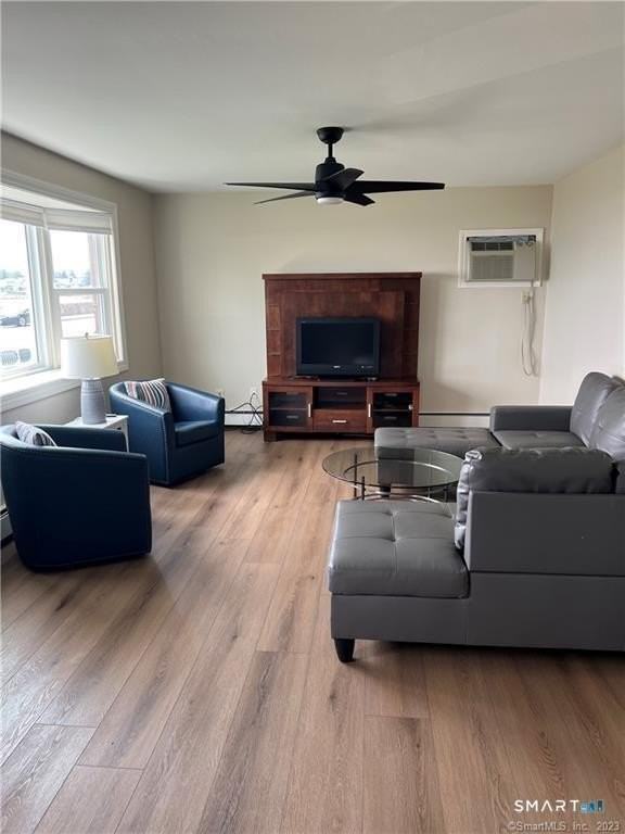 851 Pequot Ave - Photo 2 of 16