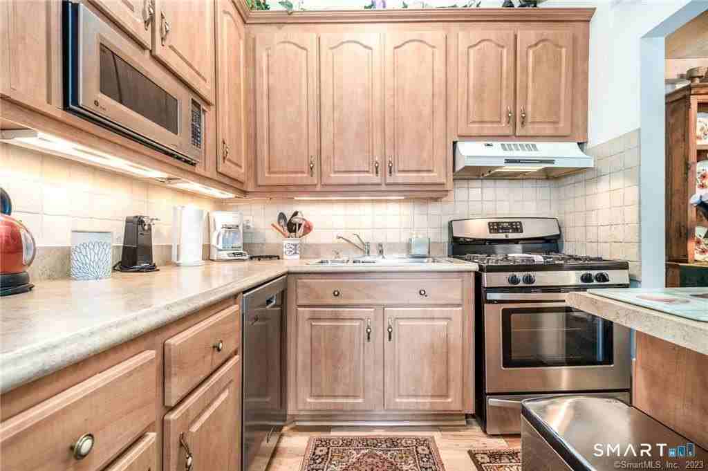 69 Olcott Way #69 - Photo 6 of 18