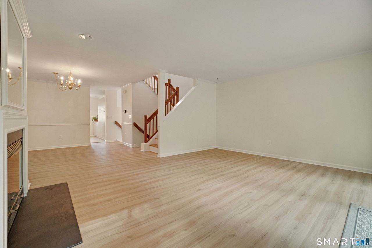 12 Boulevard Dr #24-145 - Photo 5 of 24