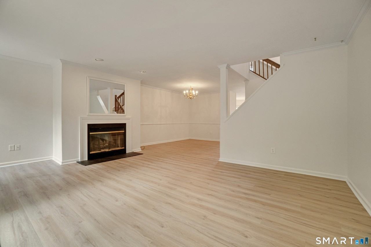 12 Boulevard Dr #24-145 - Photo 6 of 24