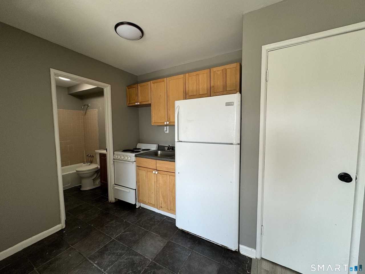 85 Union Ave #A3 - Photo 5 of 7
