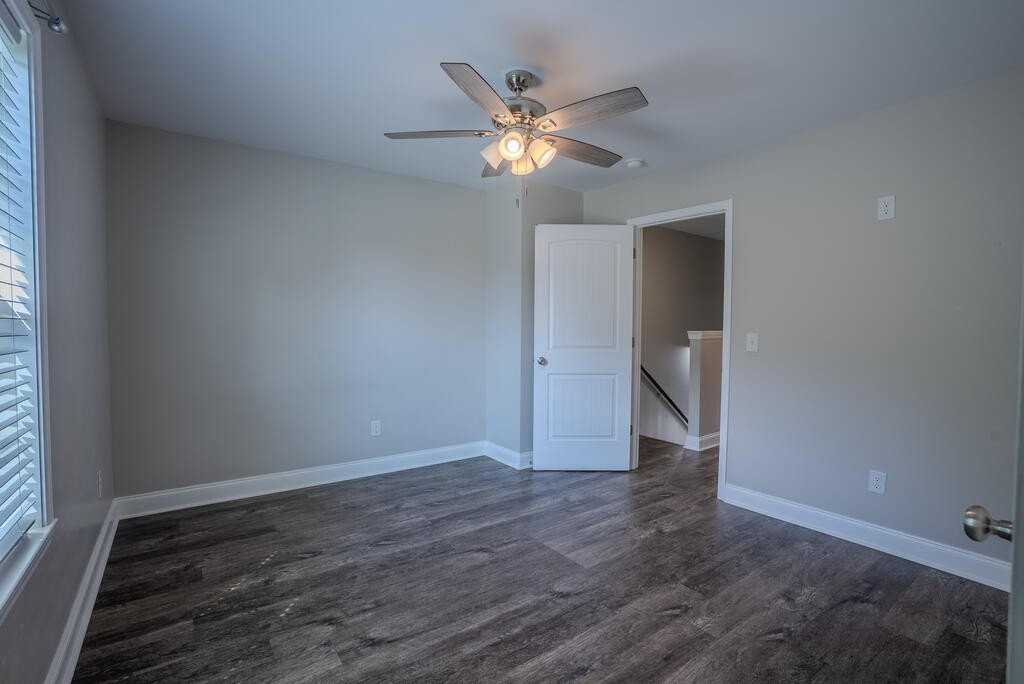 119 Harrison Ln Se - Photo 7 of 8