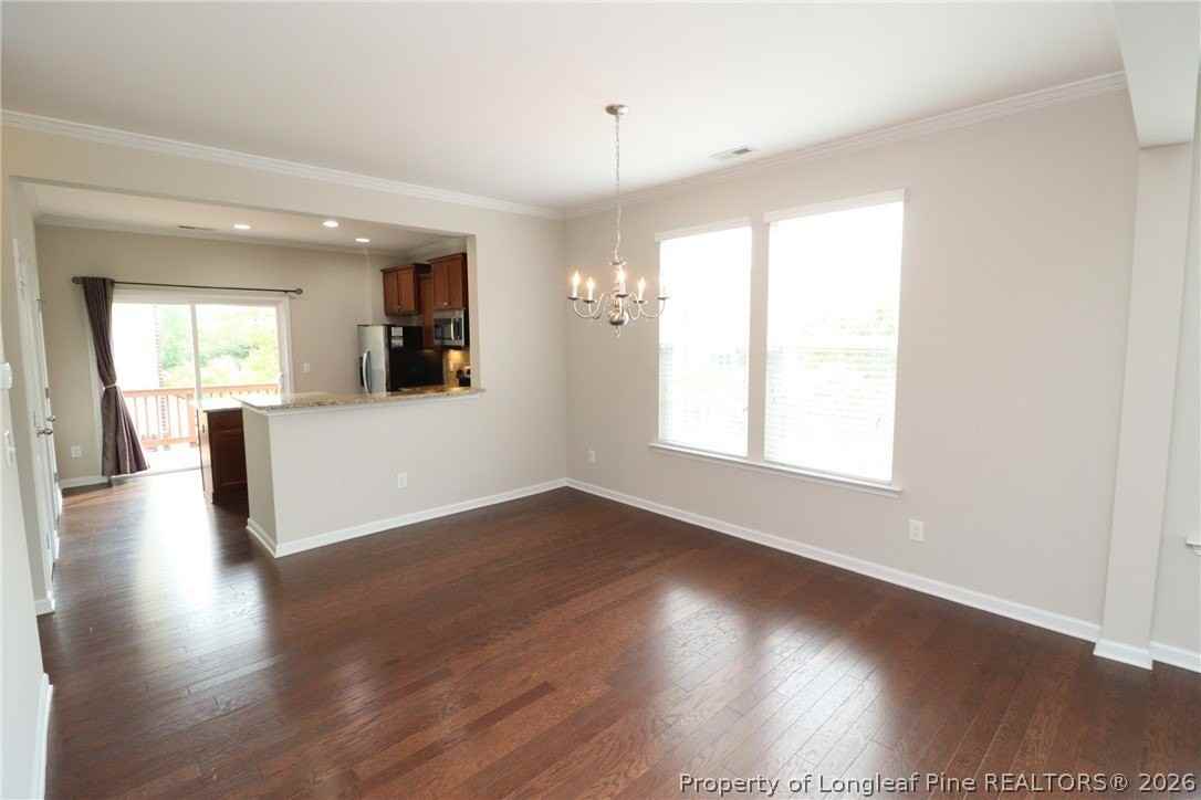 5045 Lalex Ln - Photo 5 of 34