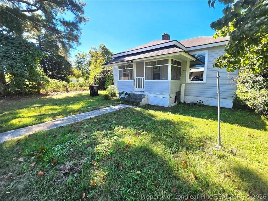 64 Beck St - Photo 2 of 17