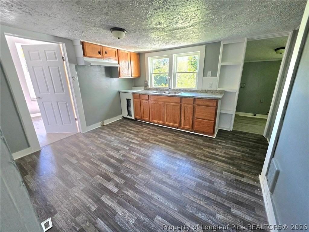 64 Beck St - Photo 5 of 17