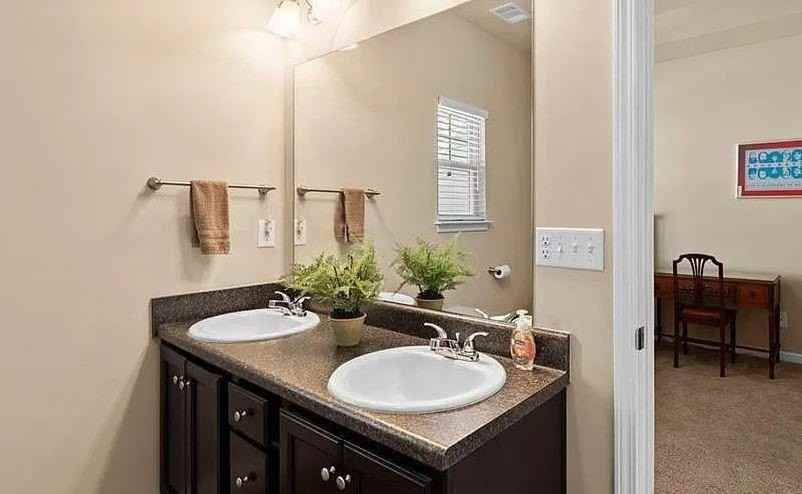 629 Oakside Pl - Photo 5 of 7