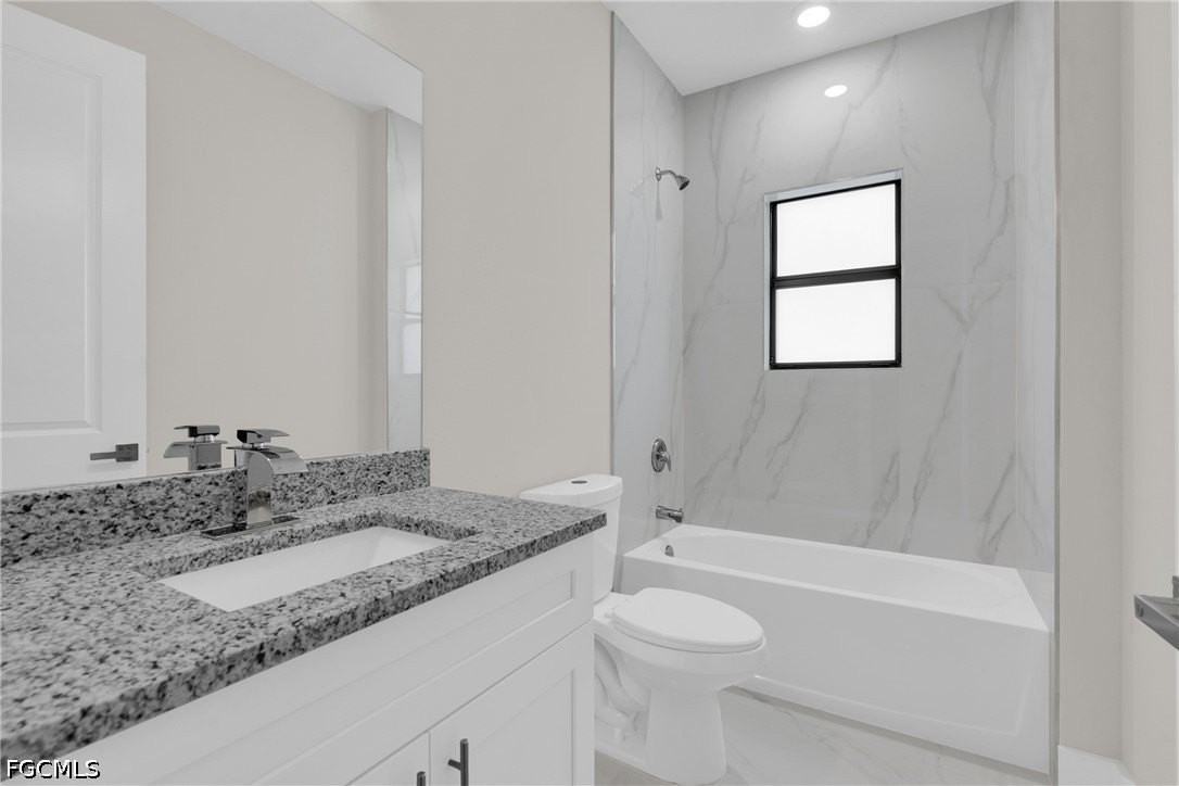 537 Summit Ave S - Photo 3 of 31