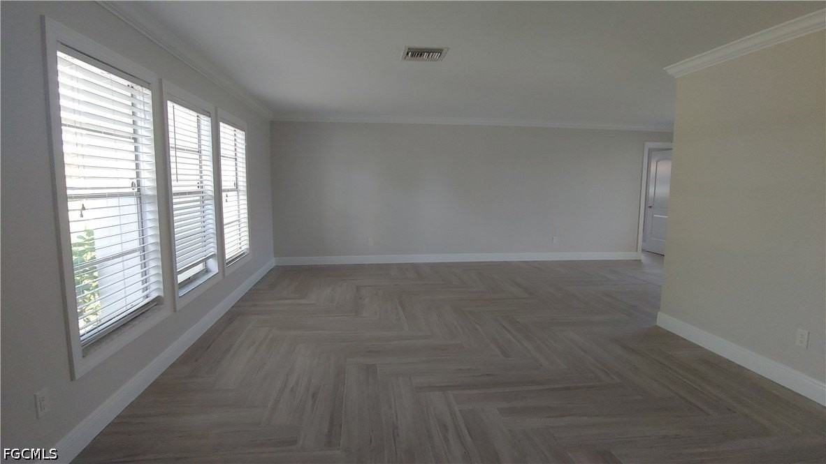909 Se 27th Ter - Photo 4 of 28