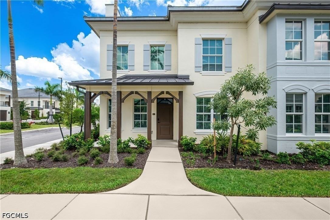 12171 Treeline Ave