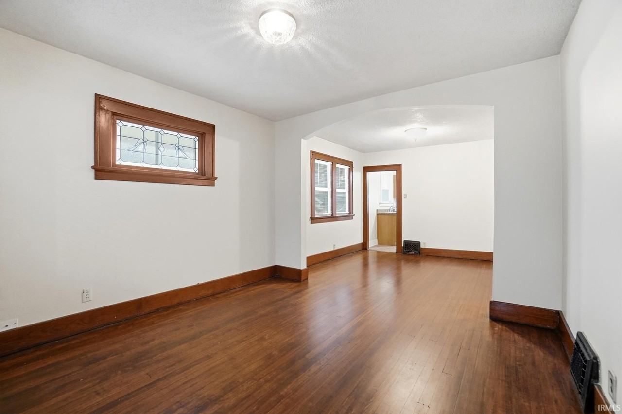 1239 Charlotte Ave - Photo 5 of 24