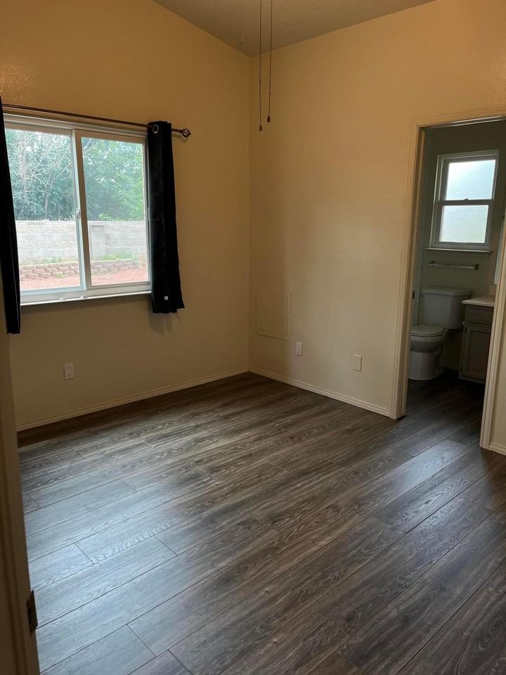 6532 Lamy St Nw - Photo 7 of 15