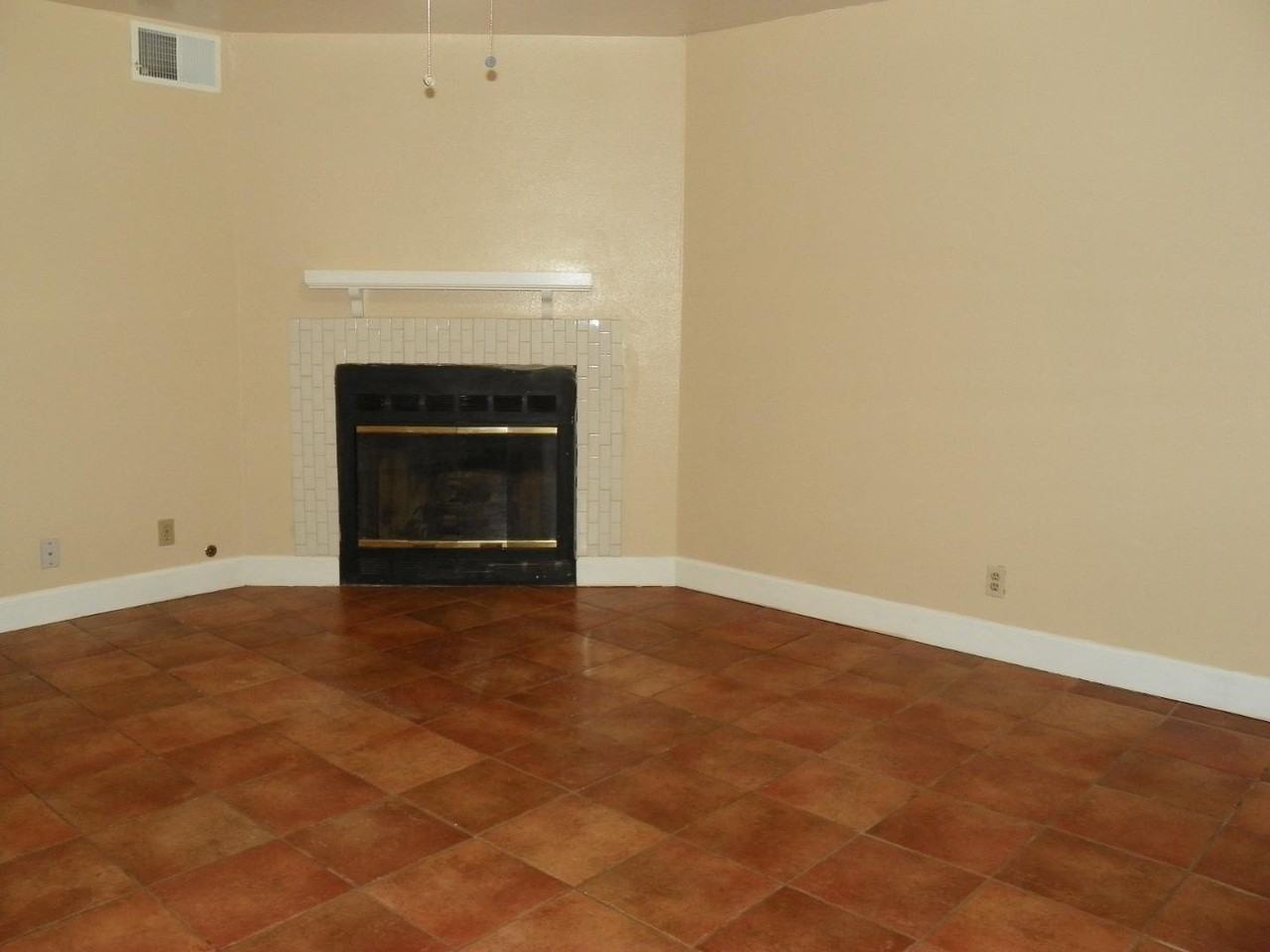 3301 Monroe St Ne #F65 - Photo 5 of 20