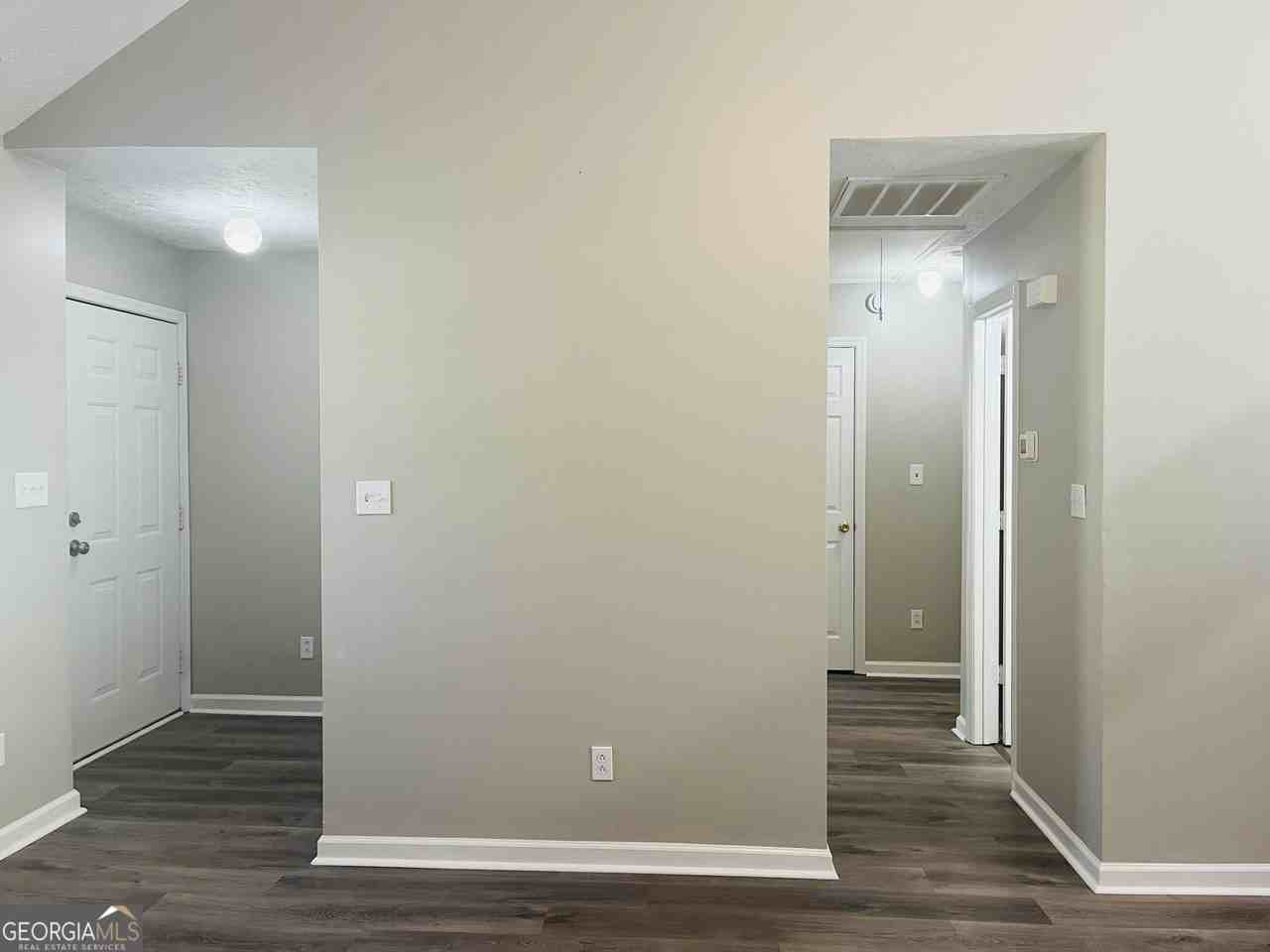 132 Ridgefield Dr - Photo 7 of 32