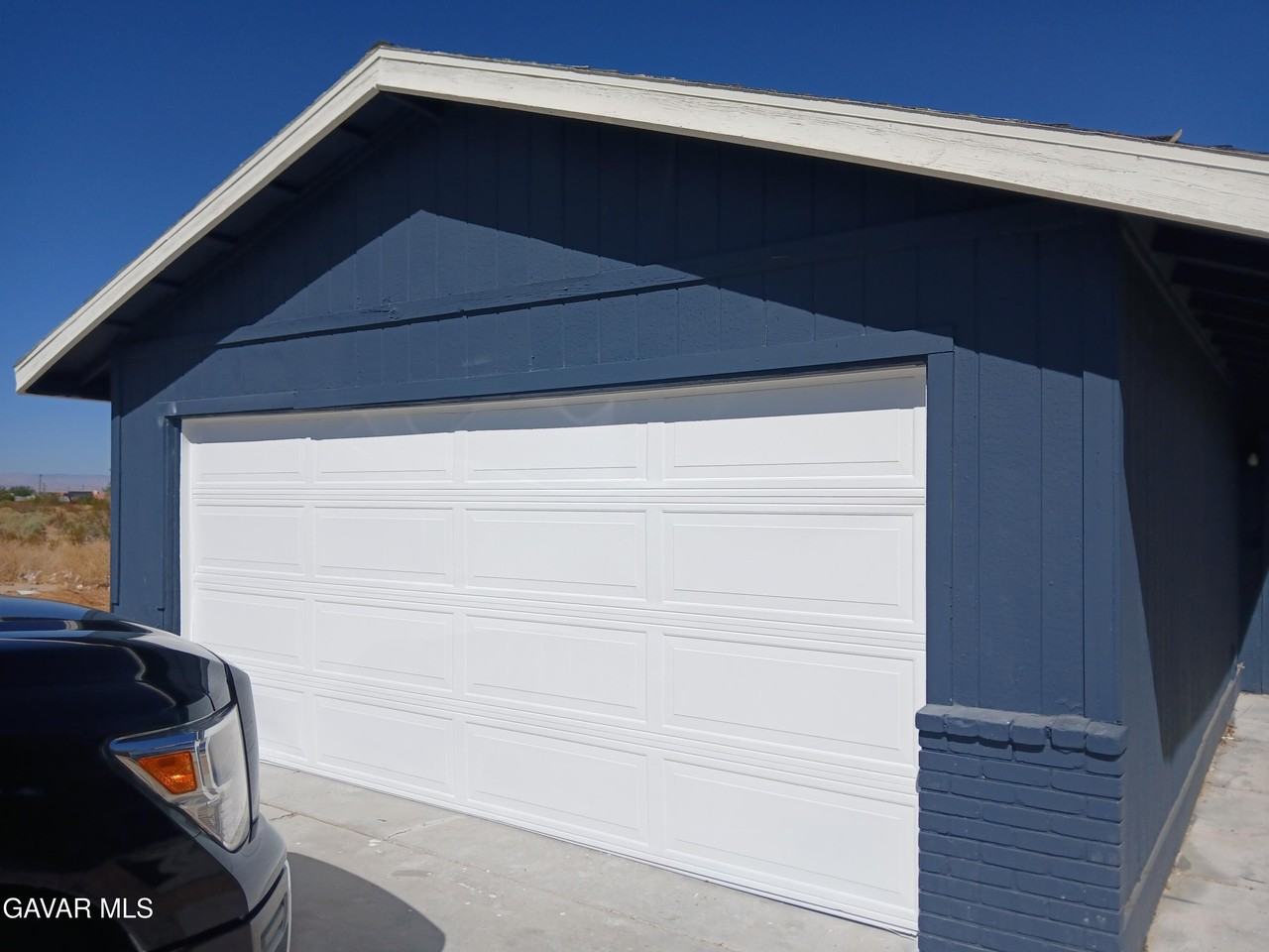 9231 N Loop Blvd #C - Photo 2 of 5