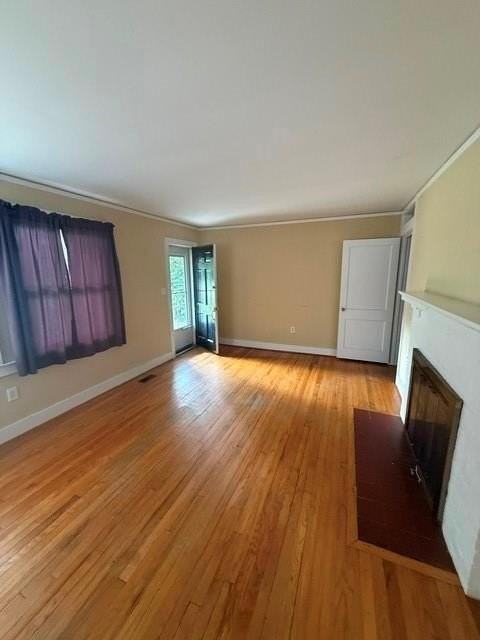 2250 W Hillwood Dr - Photo 3 of 7