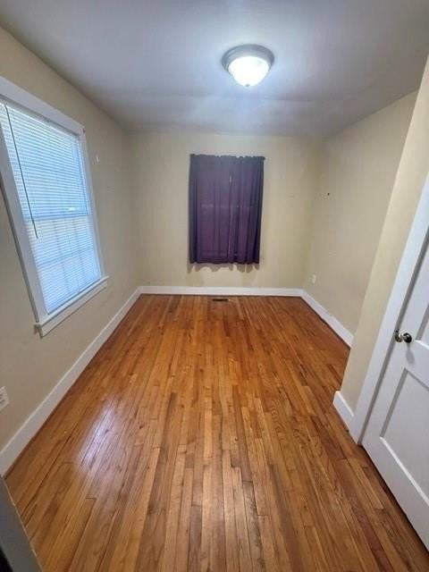 2250 W Hillwood Dr - Photo 5 of 7