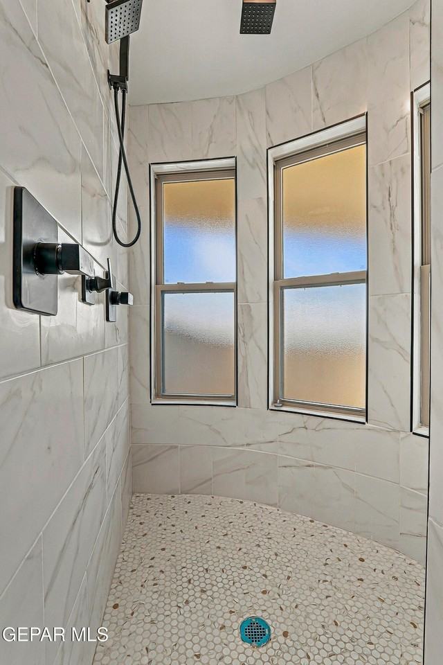 2110 San Diego Ave #B - Photo 5 of 32