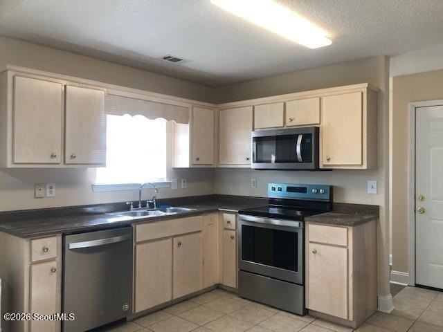 1142 Halyard Way Se - Photo 5 of 14