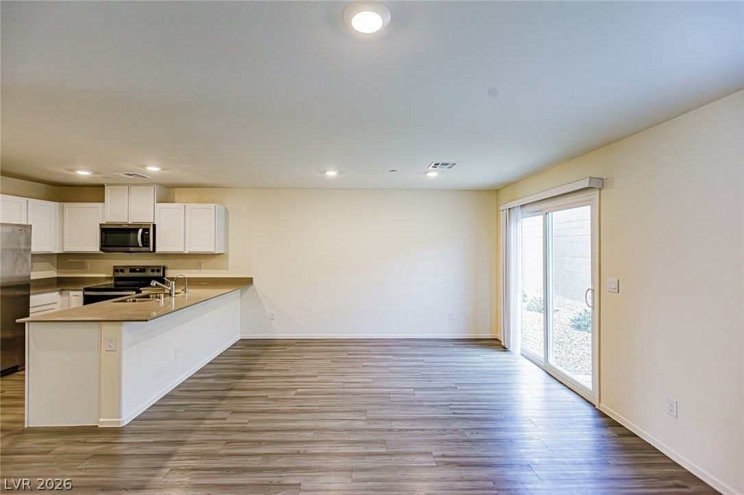 10145 Sangria Ridge St - Photo 6 of 34