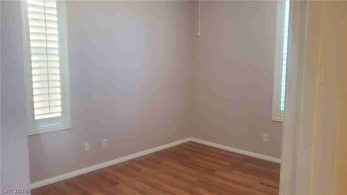 7471 Burnt Oak Ave - Photo 5 of 18
