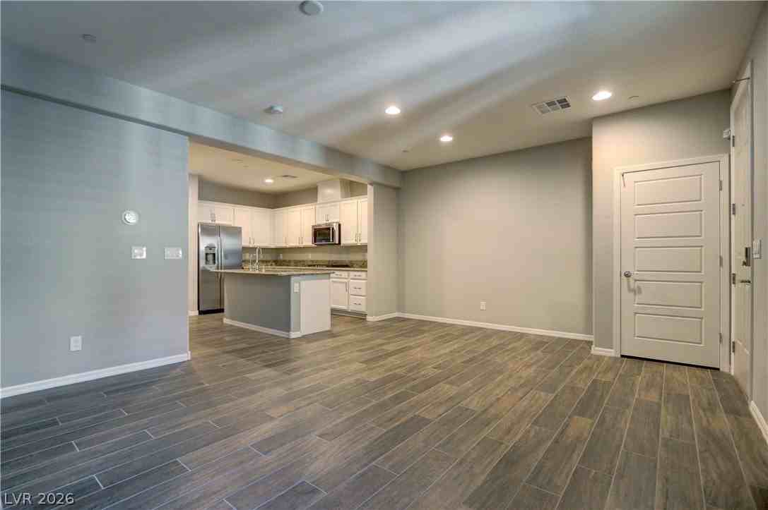 93 Alamere Falls Dr - Photo 5 of 26