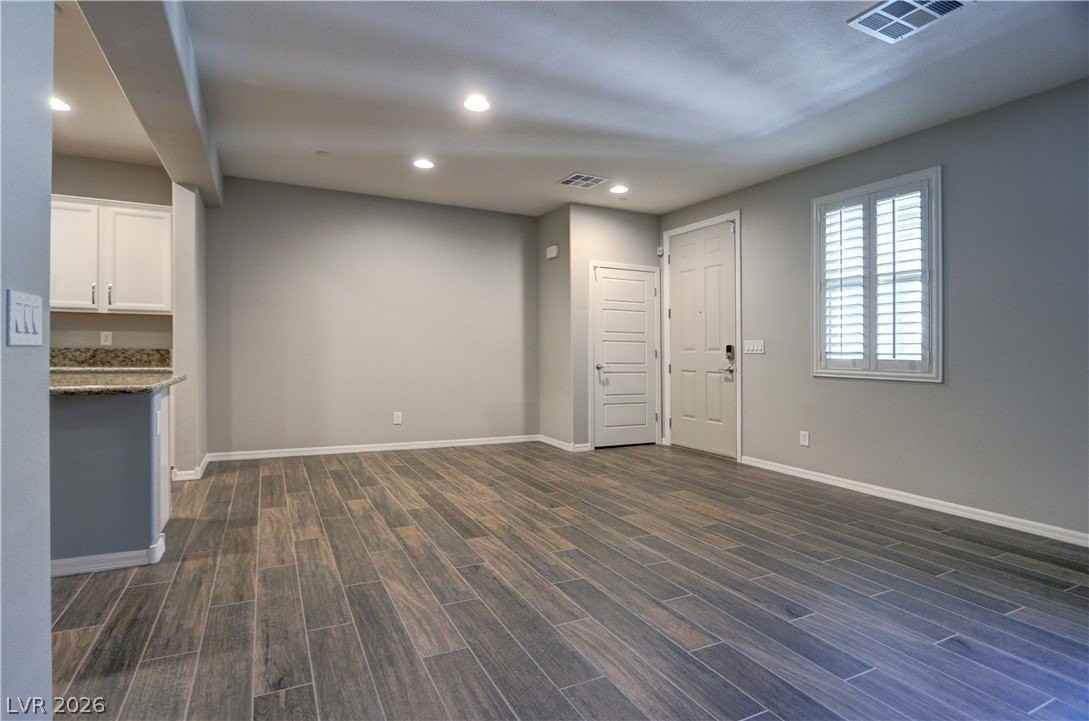 93 Alamere Falls Dr - Photo 6 of 26