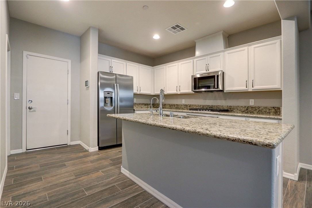 93 Alamere Falls Dr - Photo 7 of 26