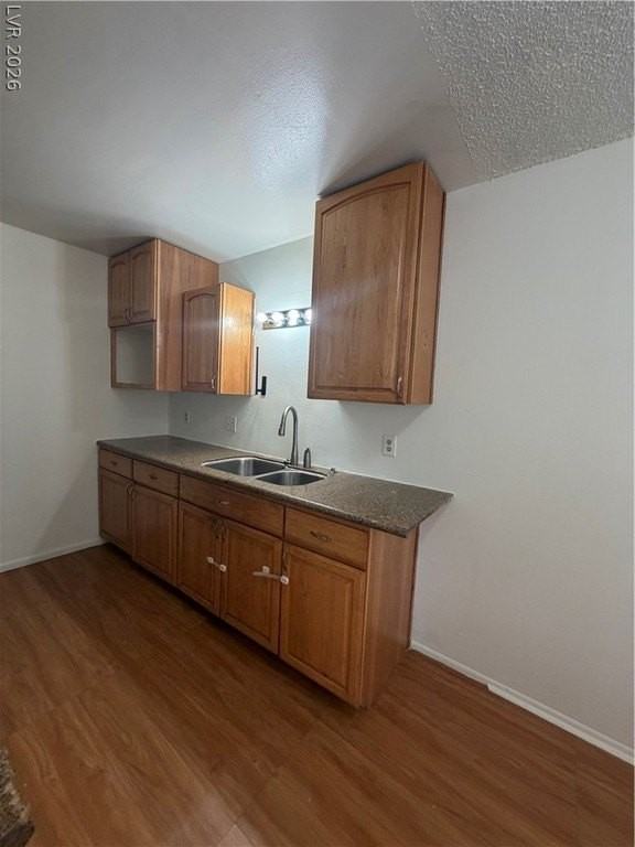 705 Morgan Ave #4 - Photo 5 of 12