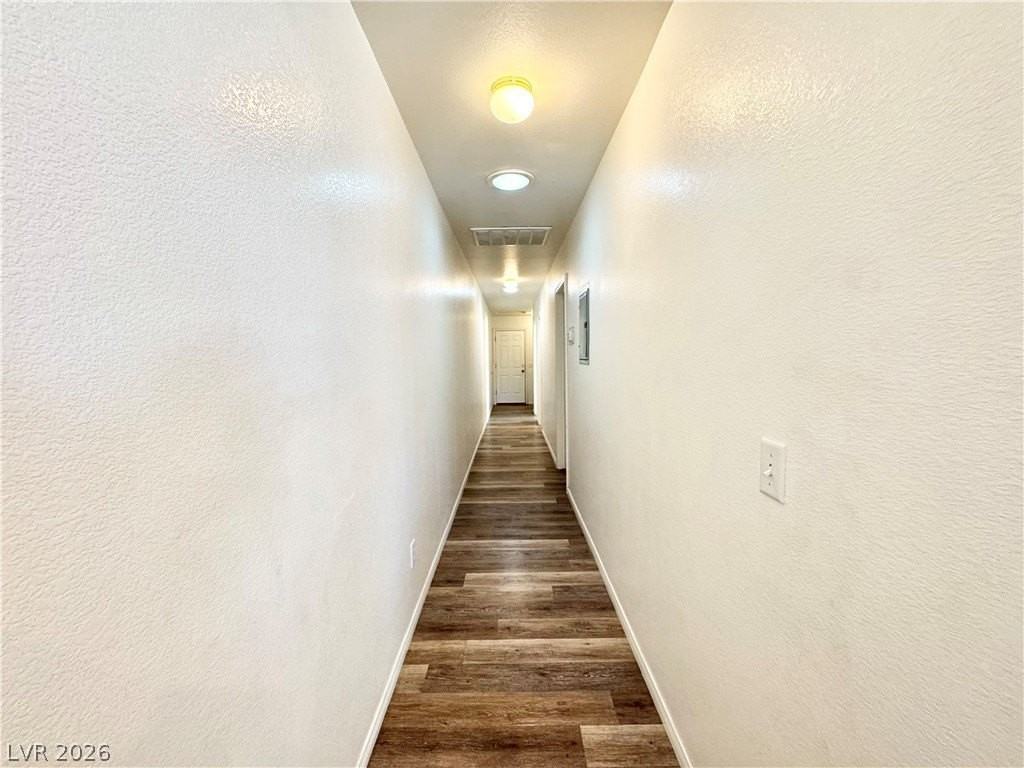 421 Comstock St #3 - Photo 6 of 15