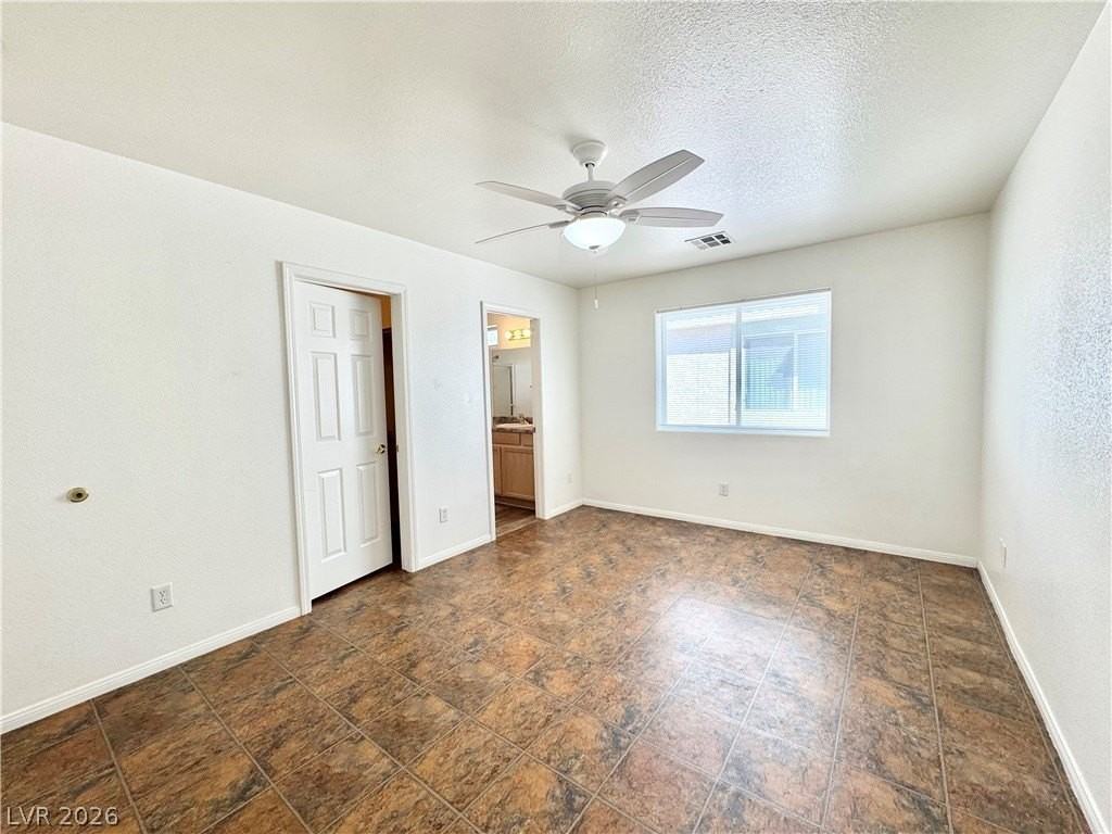421 Comstock St #3 - Photo 7 of 15