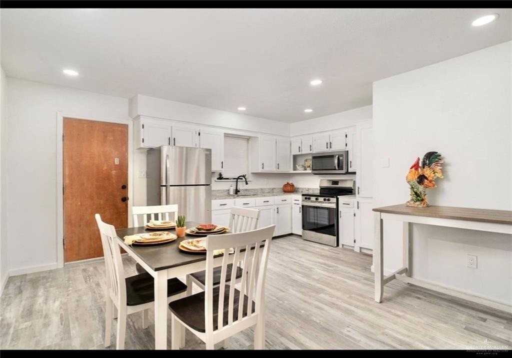 2500 Beaumont Ave - Photo 6 of 19