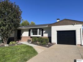 featured image of 1216 Robin Dr