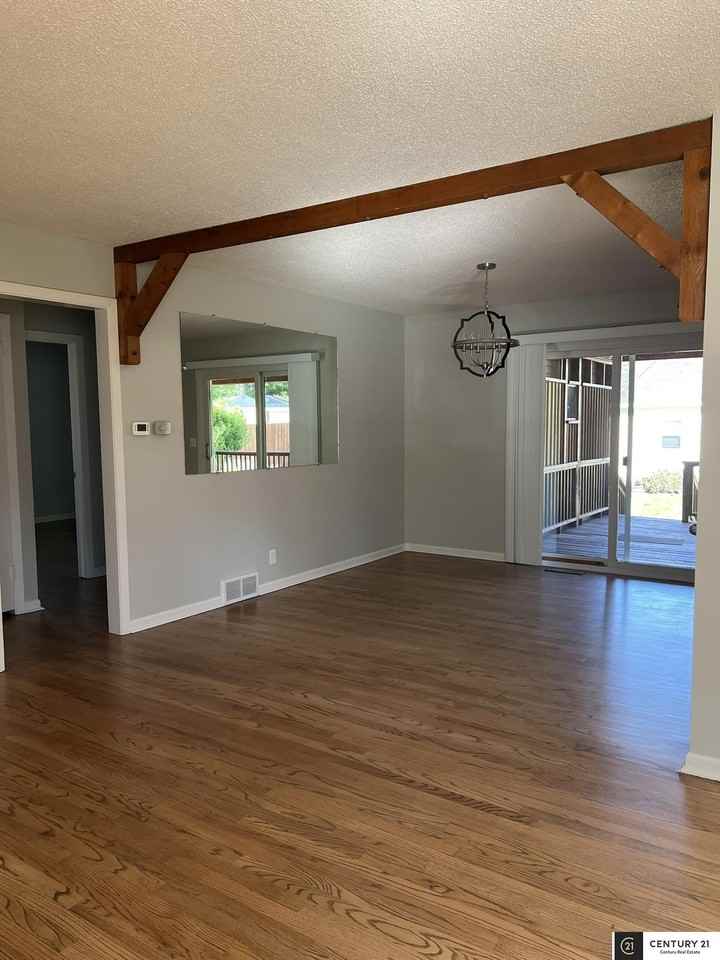 1216 Robin Dr - Photo 7 of 30