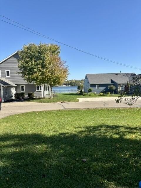 890 Sunrise Park St - Photo 2 of 17