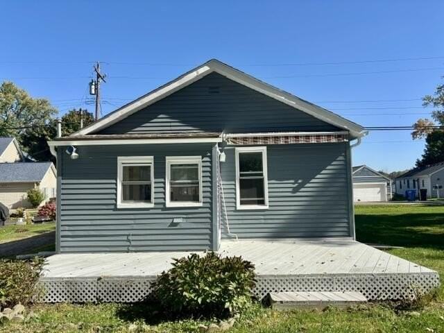 890 Sunrise Park St - Photo 3 of 17