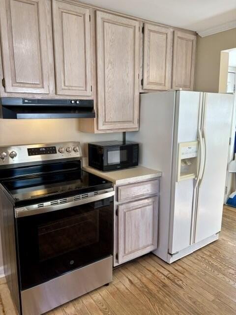 890 Sunrise Park St - Photo 7 of 17
