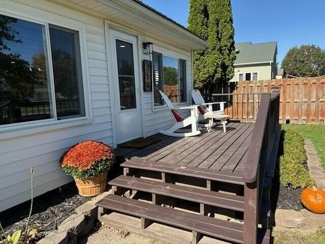 750 Mcmunn St - Photo 3 of 20