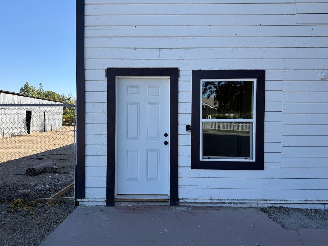 5992 Juanche Ave - Photo 4 of 35