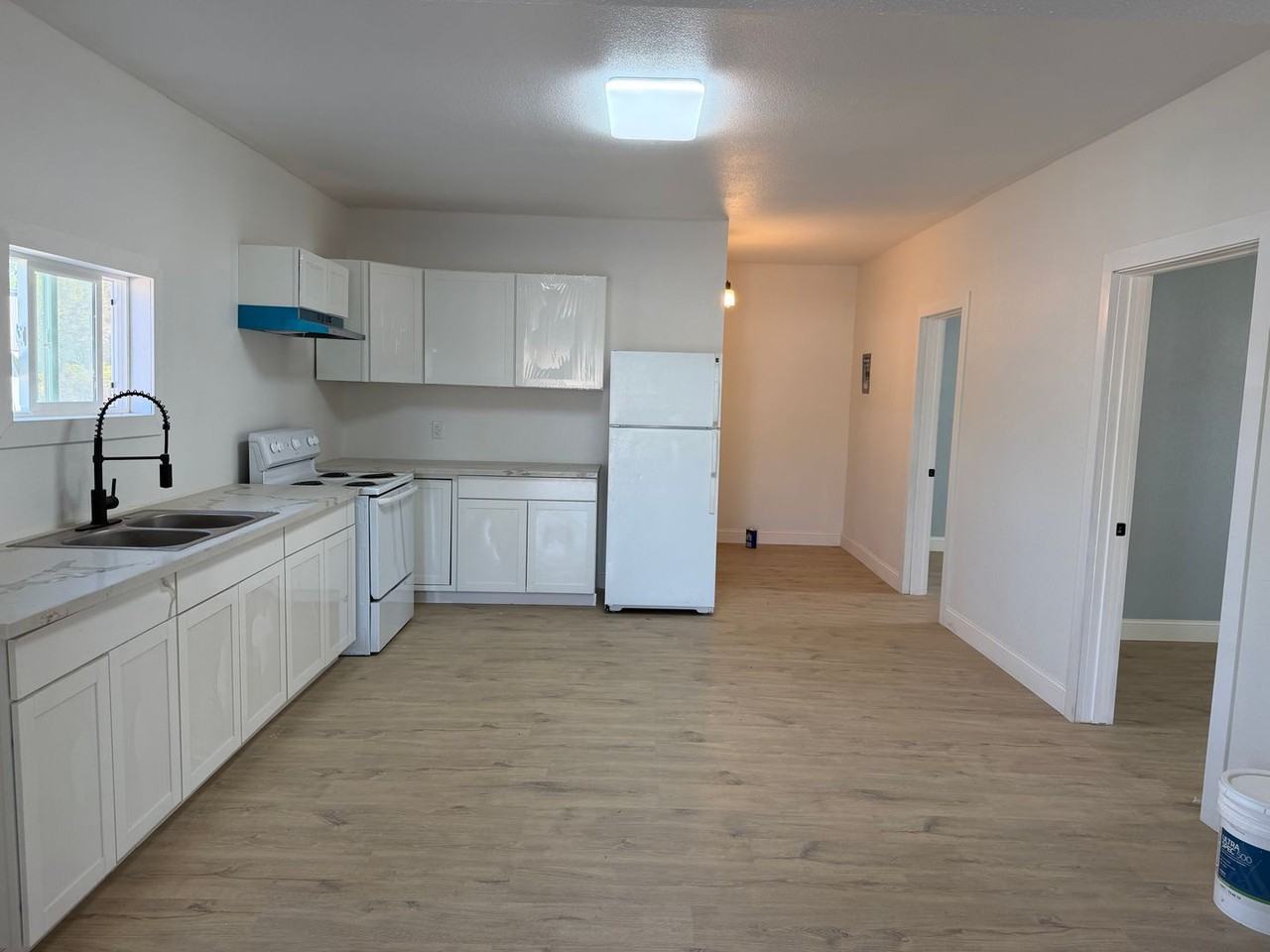 5992 Juanche Ave - Photo 7 of 35