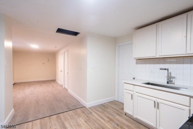 445 Summer St - Photo 3 of 12