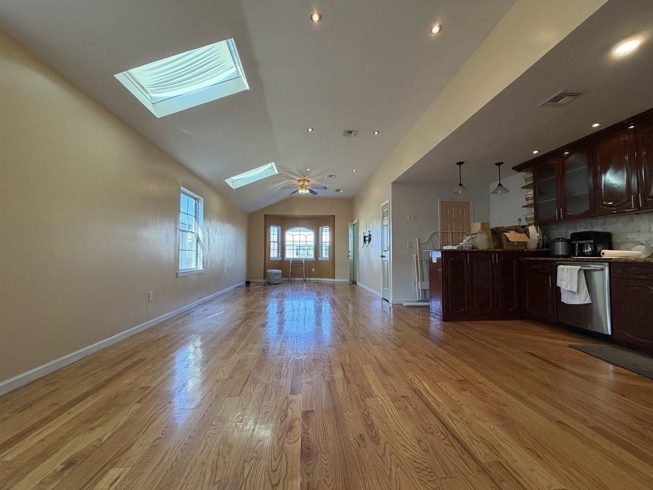 193 Stevens Ave #2 - Photo 5 of 16