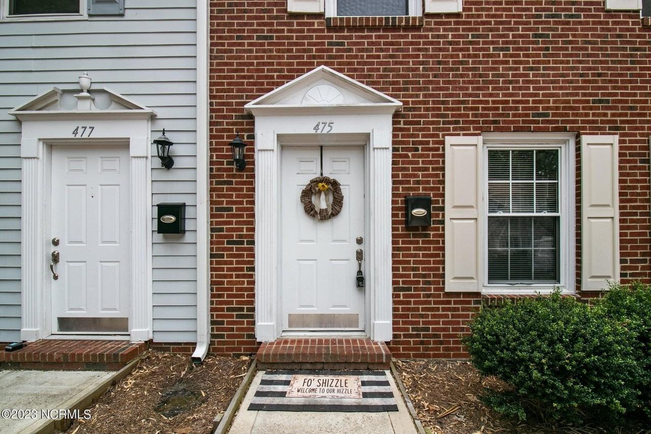 475 N Ashe St - Photo 3 of 26