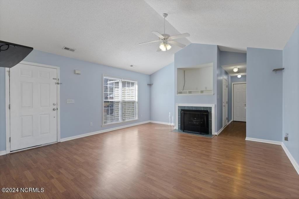 1302 Davis St - Photo 2 of 22