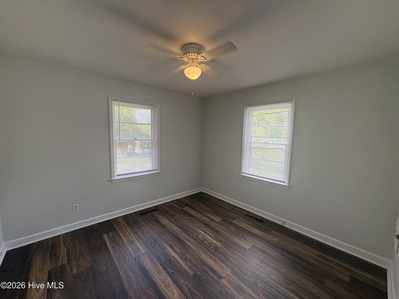 833 Kennedy Ave - Photo 6 of 7