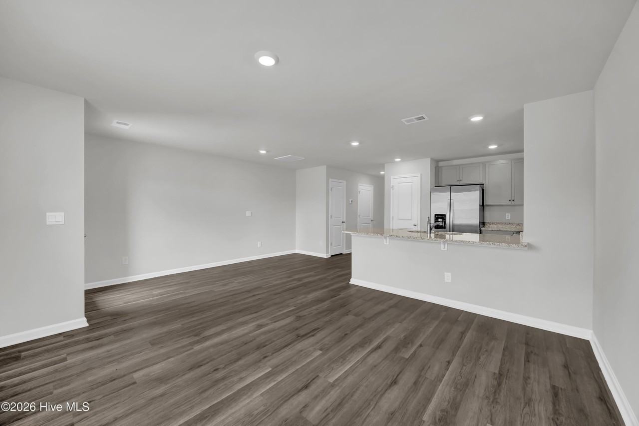 3178 Lobelia Ln - Photo 3 of 33