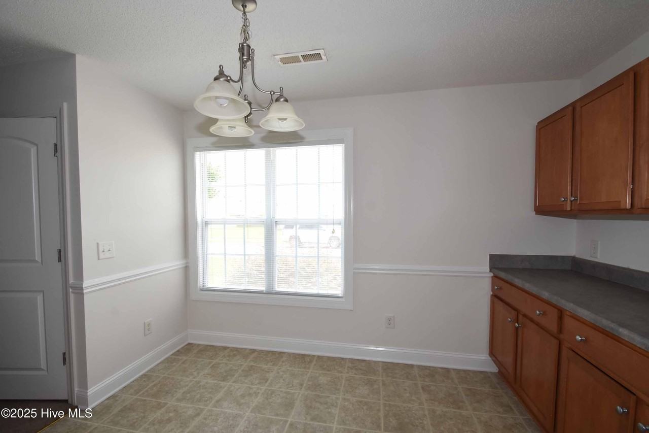 2608 Saddleback Dr #A - Photo 6 of 18