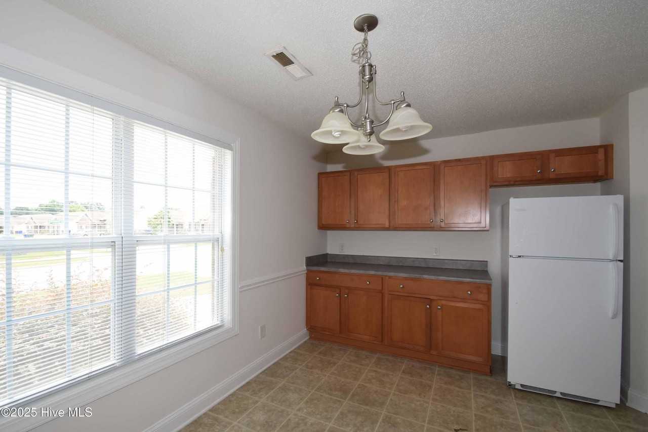 2608 Saddleback Dr #A - Photo 7 of 18