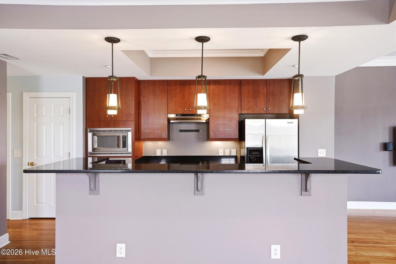 124 Walnut St #302 - Photo 7 of 50